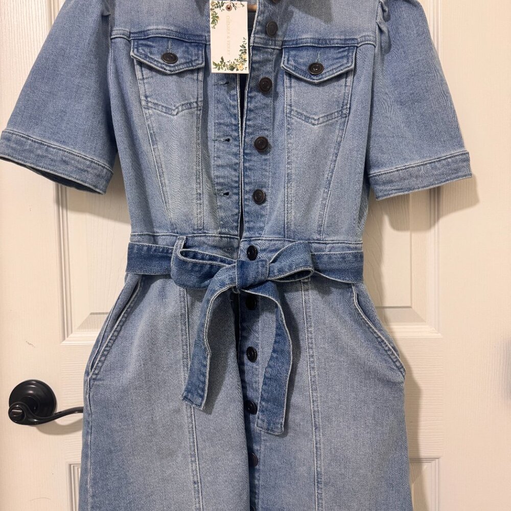NWT - Chelsea and Violet Izzy Denim Notch Collar Dress Womens Sz 2 - Light Blue